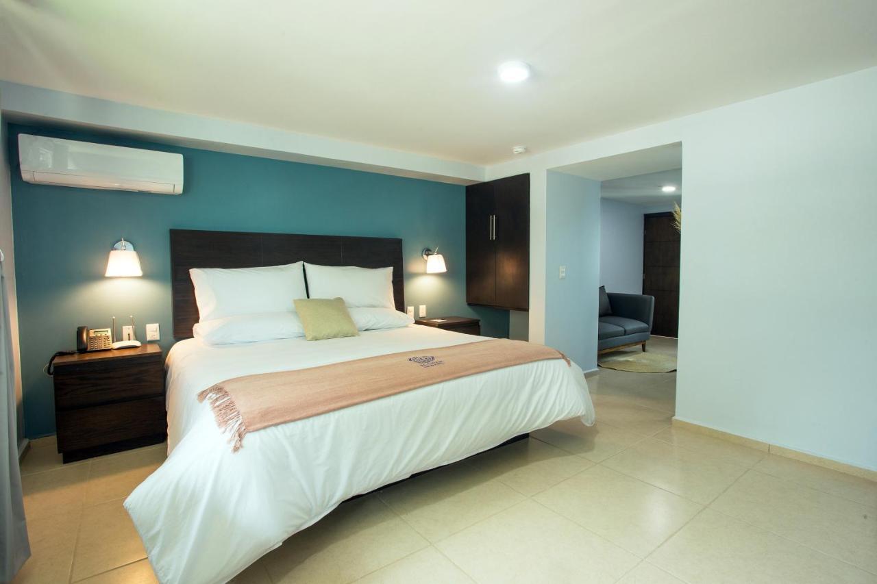 Saint George Hotel - Spa & Temazcal 테키스키아판 외부 사진