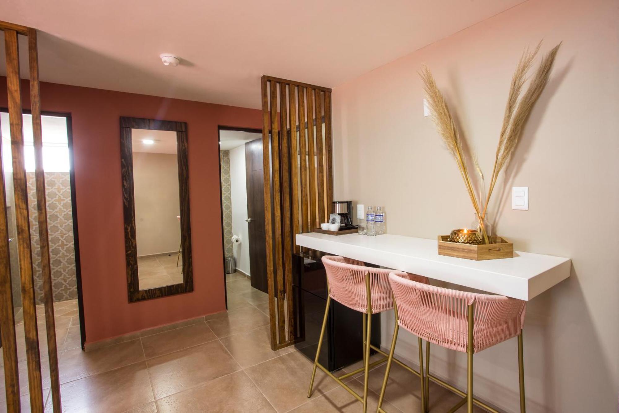 Saint George Hotel - Spa & Temazcal 테키스키아판 외부 사진