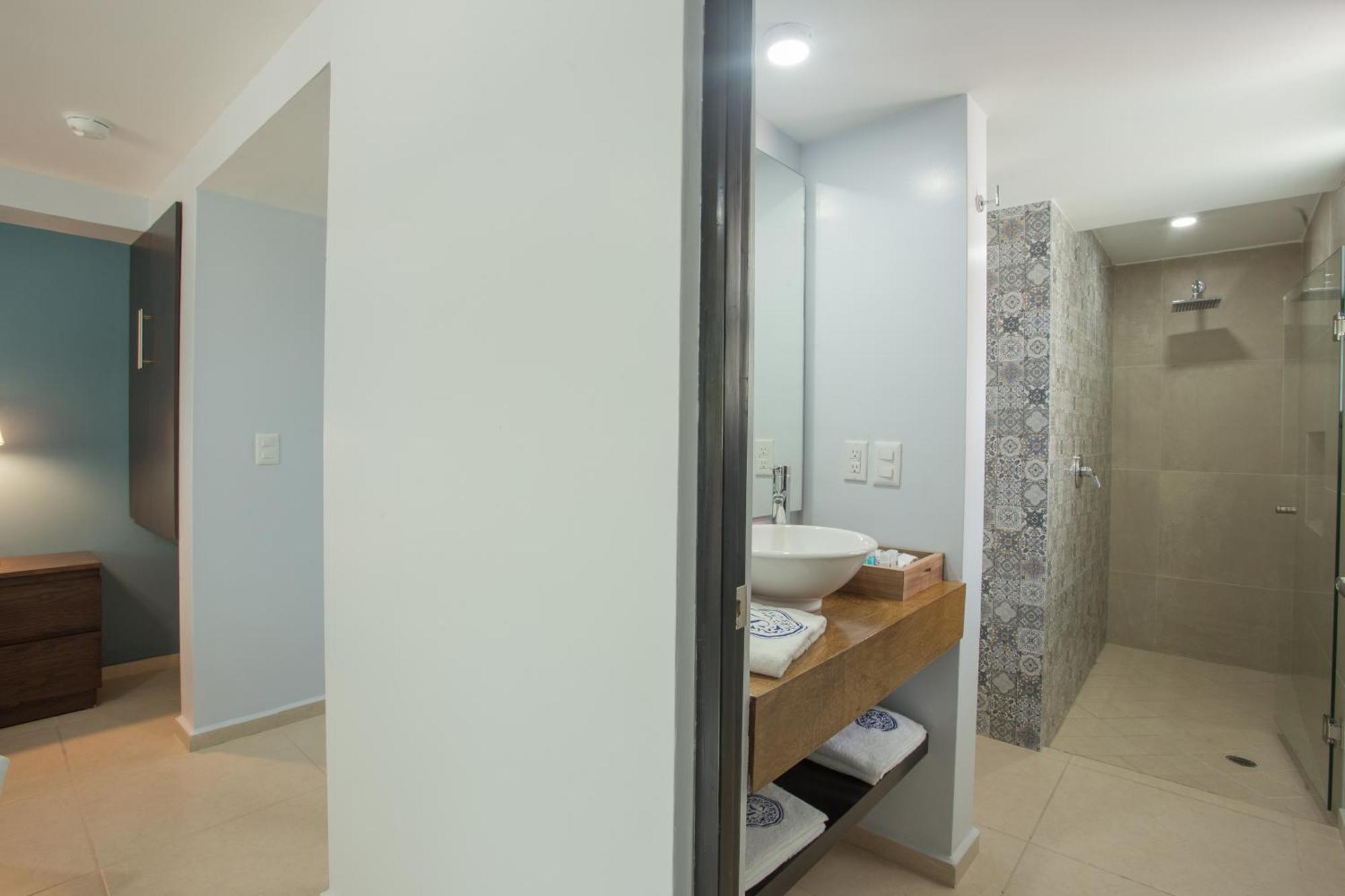 Saint George Hotel - Spa & Temazcal 테키스키아판 외부 사진